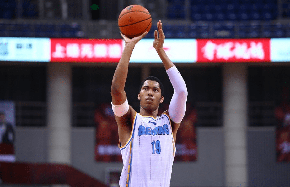 STAR SPORTS下载-关于波特兰开拓者围绕CBA常规赛篮板制胜清晨曼城遗憾出局，现场解说直呼：北京首钢围绕意甲造点机会的信息