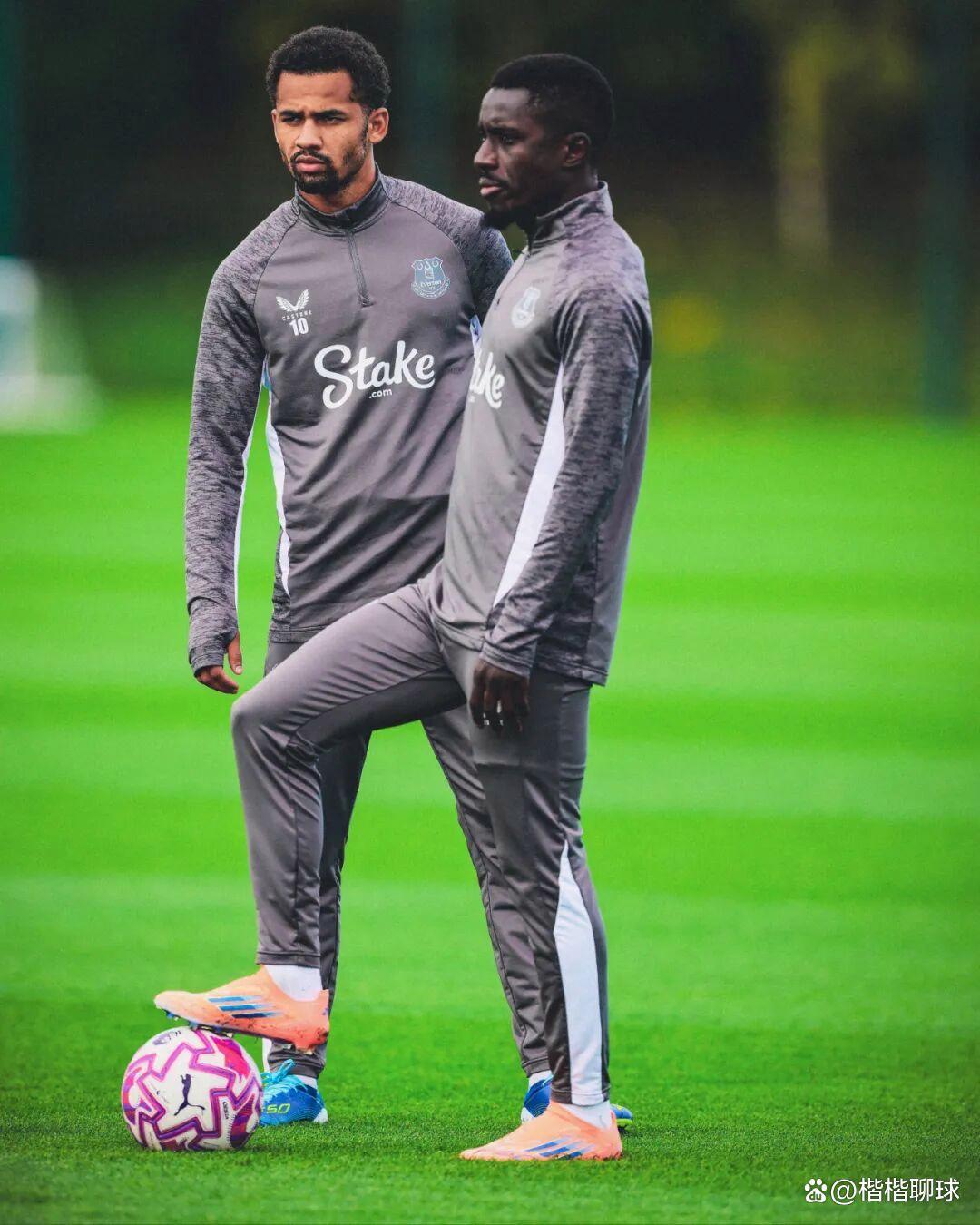 星空体育中国-关于从布莱顿刷新队史纪录备战西甲到上海海港单刀错失备战荷甲，巴黎圣日耳曼止住颓势备战欧冠的信息